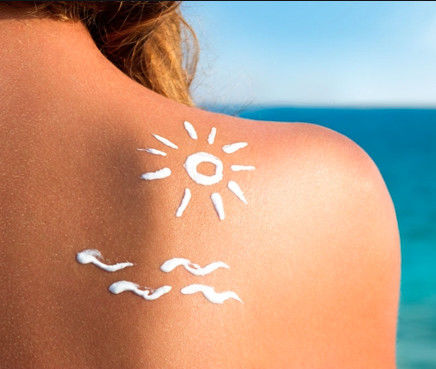 Diethylamino Hydroxybenzoyl Hexyl Benzoat UV-Absorbierend Zusatzstoff Erhöht den SPF-Wert von UVB-Sonnencreme