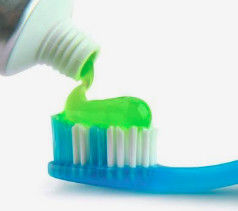 D-Panthenol 75 W natürliche Feuchtigkeitscreme tief durchdringende Feuchtigkeitscreme CAS81-13-0
