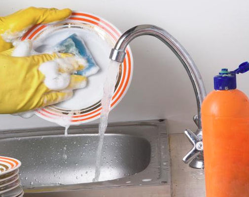 Styrol / Acrylate Kopolymer Feuchtigkeitsspender Milchweißflüssiges Erscheinungsbild Modifikator für Gesichts- und Körperhautpflege