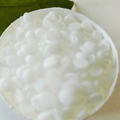 Cetearyl Alkohol Cetearyl Glucosid Naturemulgatoren Weiß/gelblich Ausgezeichnete Kompatibilität für die kosmetische Formulierung