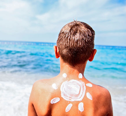 Butylmethoxydibenzoylmethan UV-Lichtabsorber, der in Sonnencremes verwendet wird, schützt die Haut vor UV-Schäden