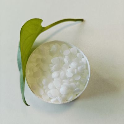 Tribehenin CAS 18641-57-1 Rheologie-Modifikator ist gut kompatibel mit Haarprodukten