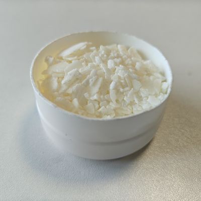 CAS 72175-39-4 PEG-20 Methylglukose Sesquistearat Nonion-Wol Emulgator Massage Lotion für empfindliche Haut