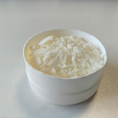 PEG-20 Methylglucose Sesquistearate Cas 72175-39-4 Hautpflege Rohstofflieferanten für Körperlotion