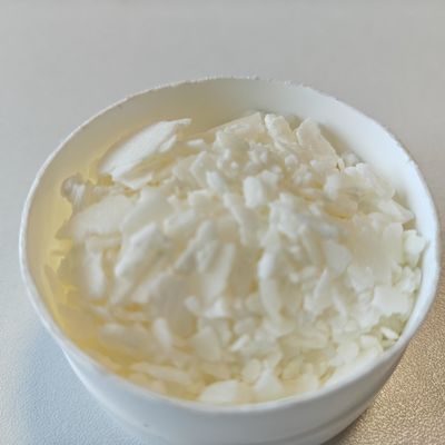 CAS 72175-39-4 PEG-20 Methylglucose Sesquistearat Kosmetisches Material mit hervorragender Emulgationsfähigkeit