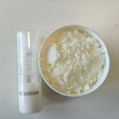 Stearamopropyl Dimethylamine Cas 7651-02-7Kationische Tenside Weiß bis gelblich Flake zum Abspülen von Haarkonditioner